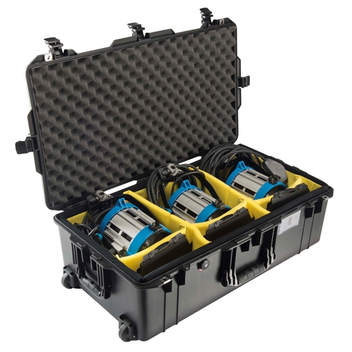 Pelican™ 1615 Air Case with Dividers (Black)